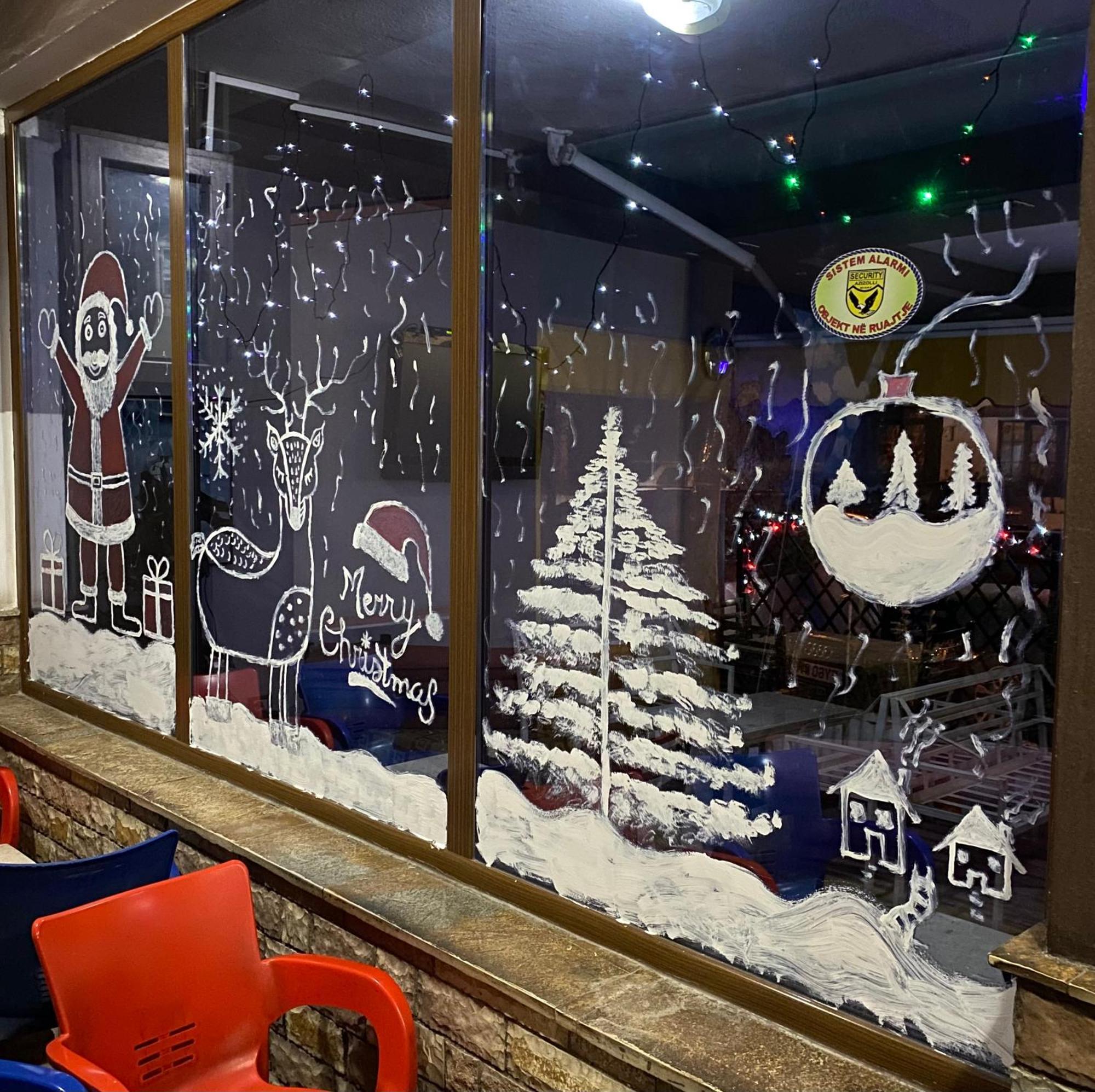 Hotel Boutique Buzi Berat Exterior photo