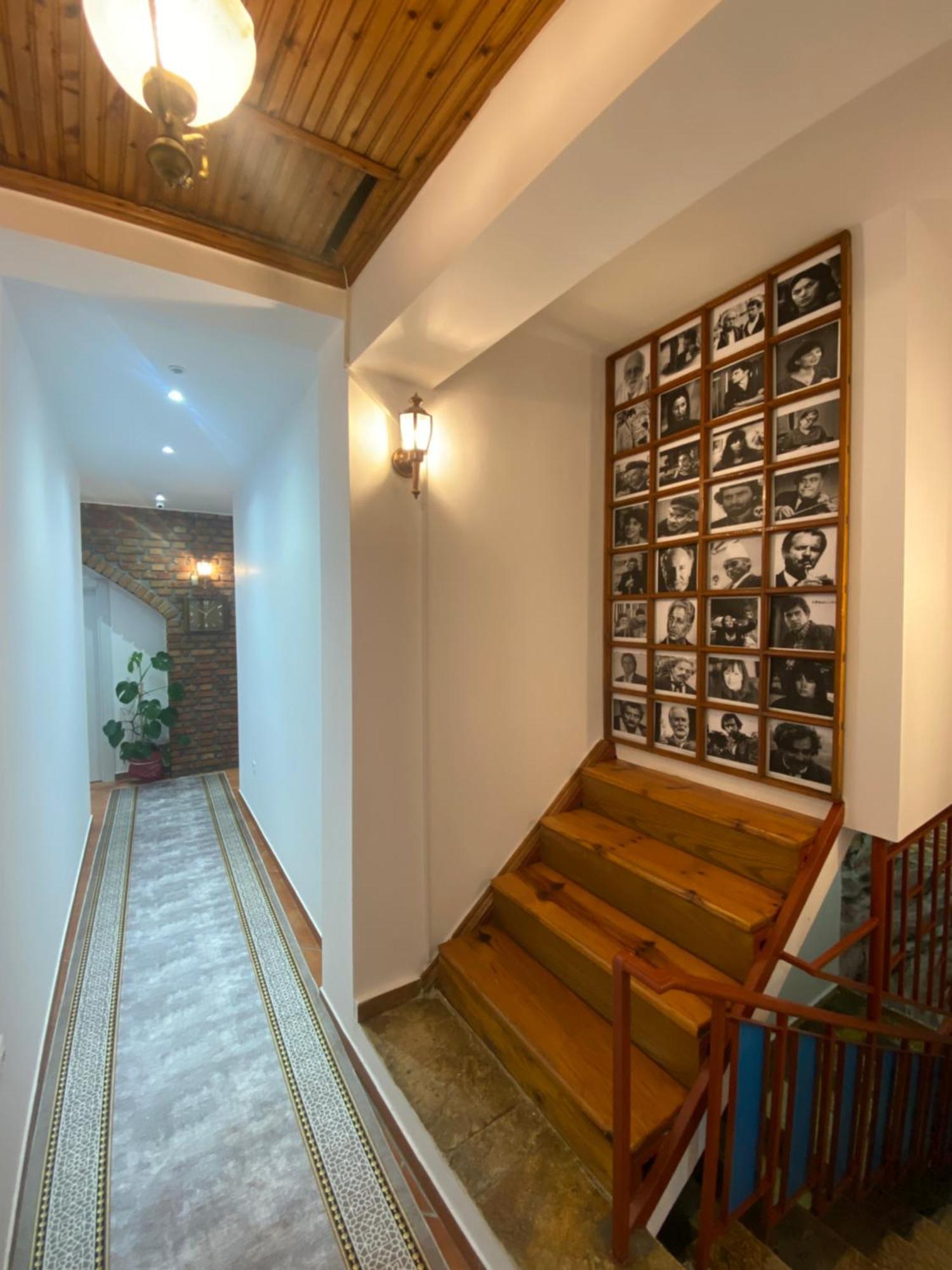 Hotel Boutique Buzi Berat Exterior photo